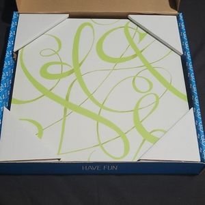 Damage free wall decor